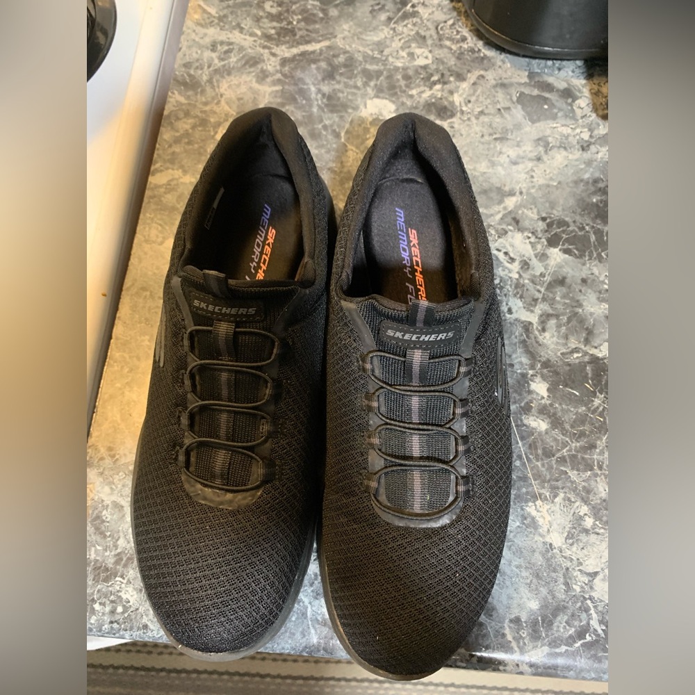 Skechers Men's Black Athletic Sneakers